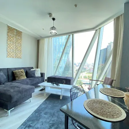 Studio Flat Near Metro With Shared Pool In Maltepe Appartement *