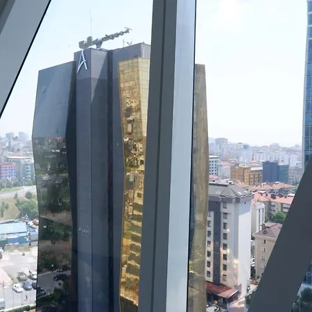 Studio Flat Near Metro With Shared Pool In Maltepe * Istambul