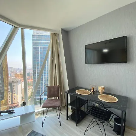 Apartment Studio Flat Near Metro With Shared Pool In Maltepe